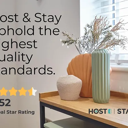 Host & - Benedictine Suite, Flat 9 شقة ويتبي