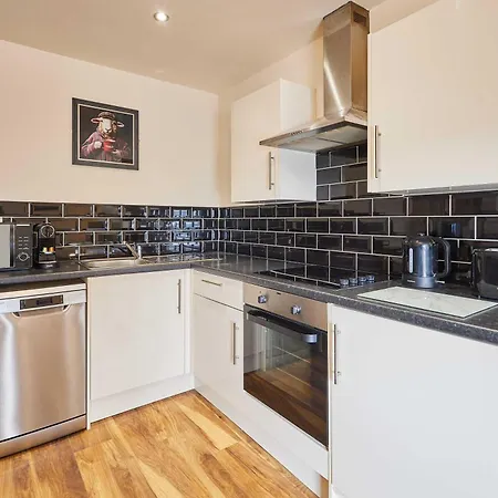 Host & - Benedictine Suite, Flat 9 아파트