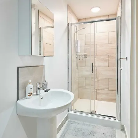 Host & - Benedictine Suite, Flat 9 * ويتبي
