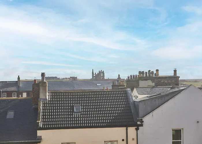 Host & - Benedictine Suite, Flat 9