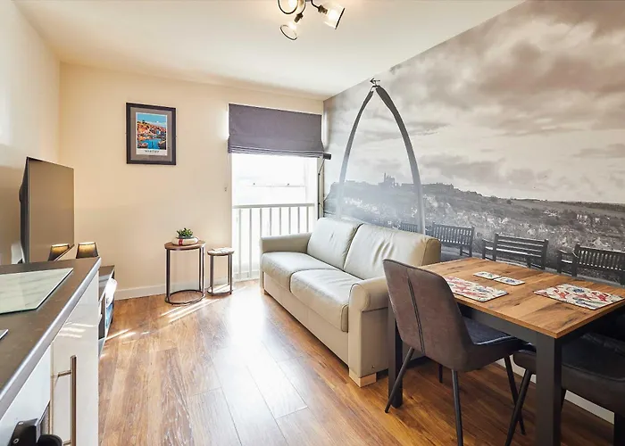 Appartement Host & - Benedictine Suite, Flat 9 *